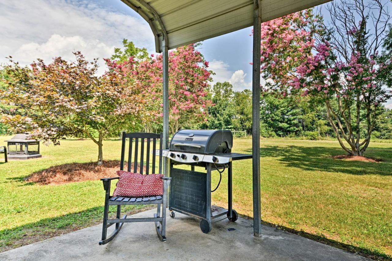 Peaceful Elkin Vacation Rental About 17 Mi To Mt Airy! Dobson ภายนอก รูปภาพ